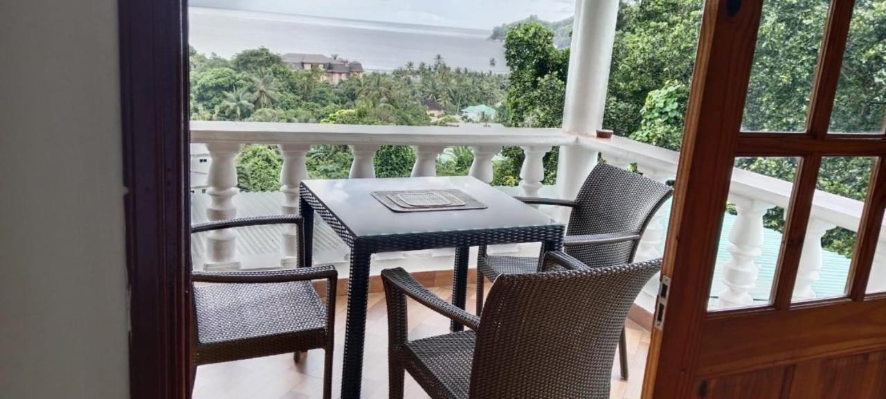 Tandif Villa Sea View Takamaka Exterior photo