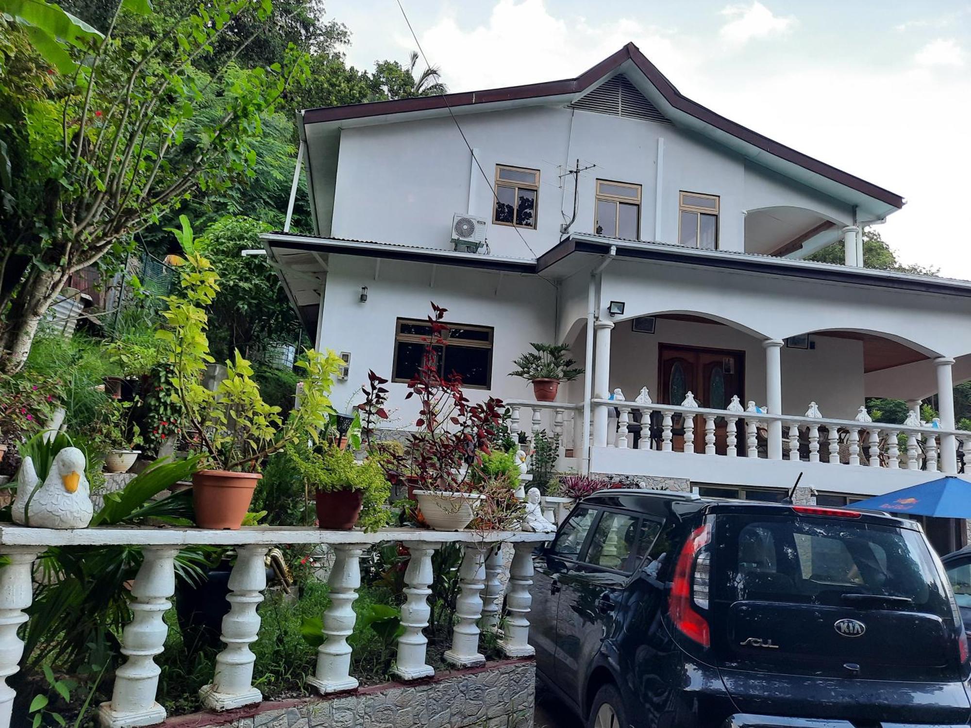 Tandif Villa Sea View Takamaka Exterior photo
